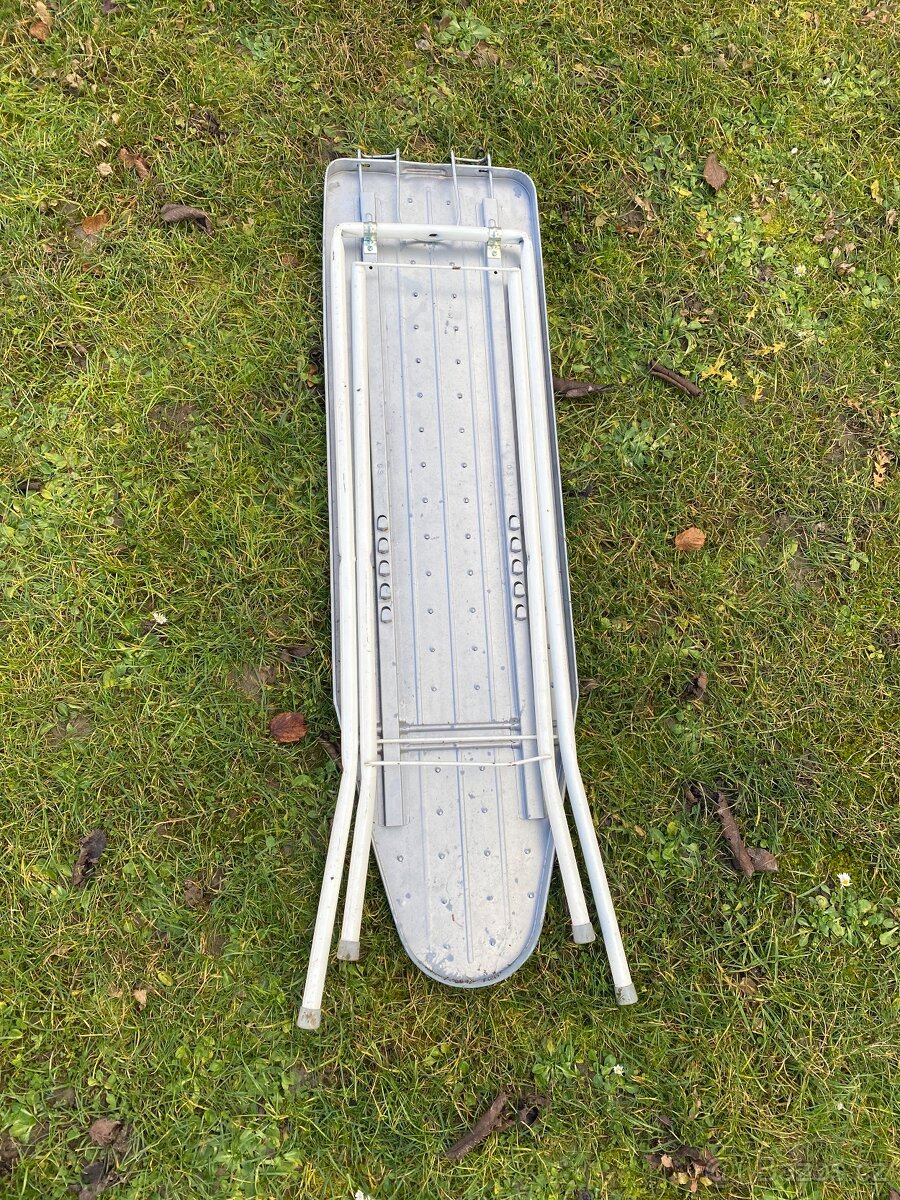 Žehlící prkno - 4