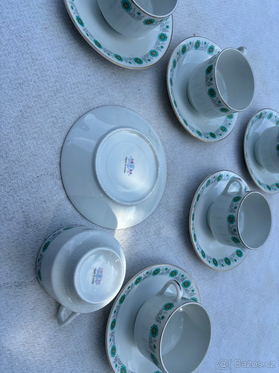 Malé retro hrnečky s talířky - 4