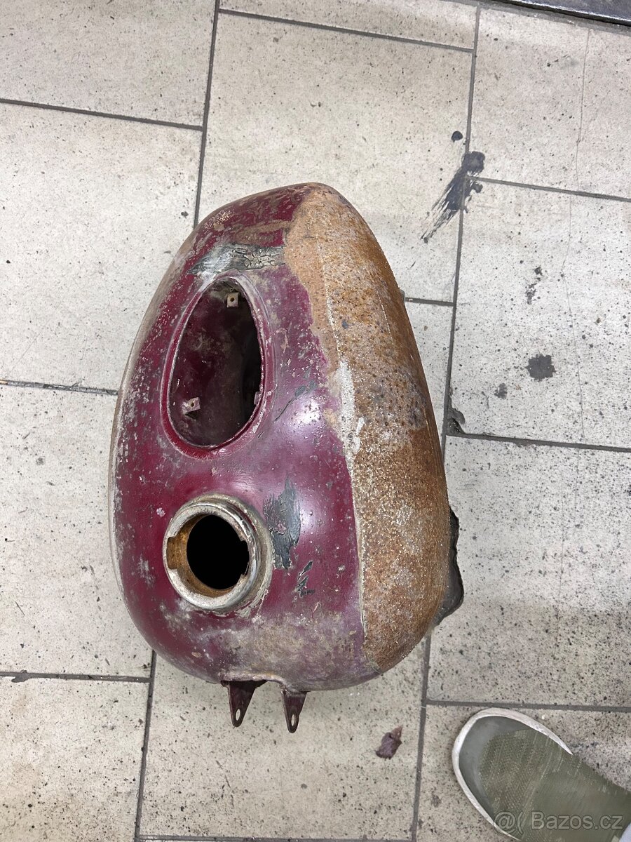 Jawa 175 rám nádrž - 4