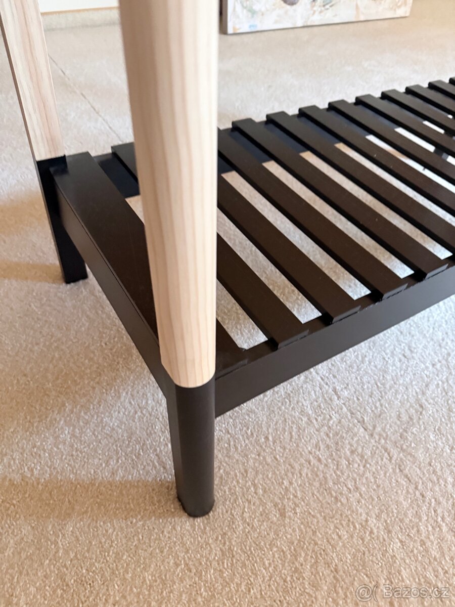 Věšák na ramínka - 4