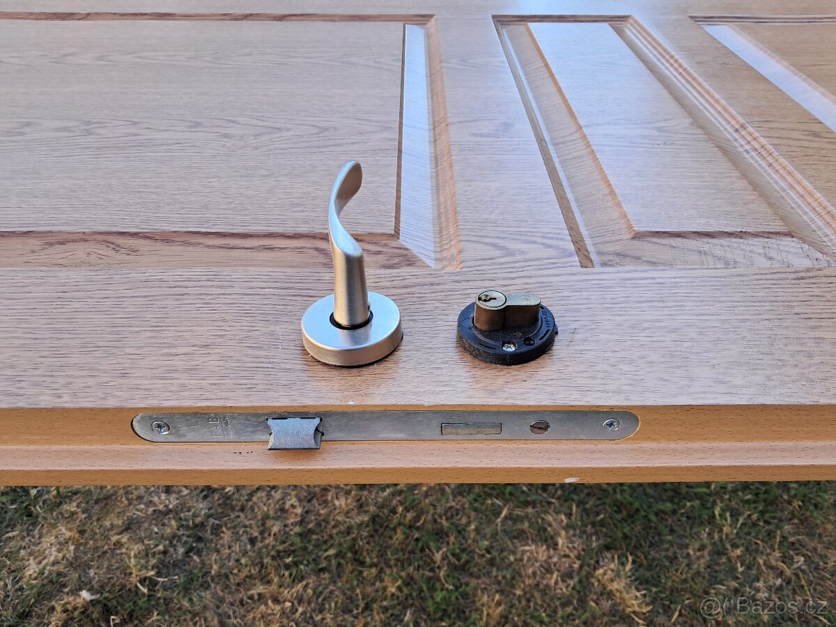 Prodám dveře interiérové buk 80L - 4