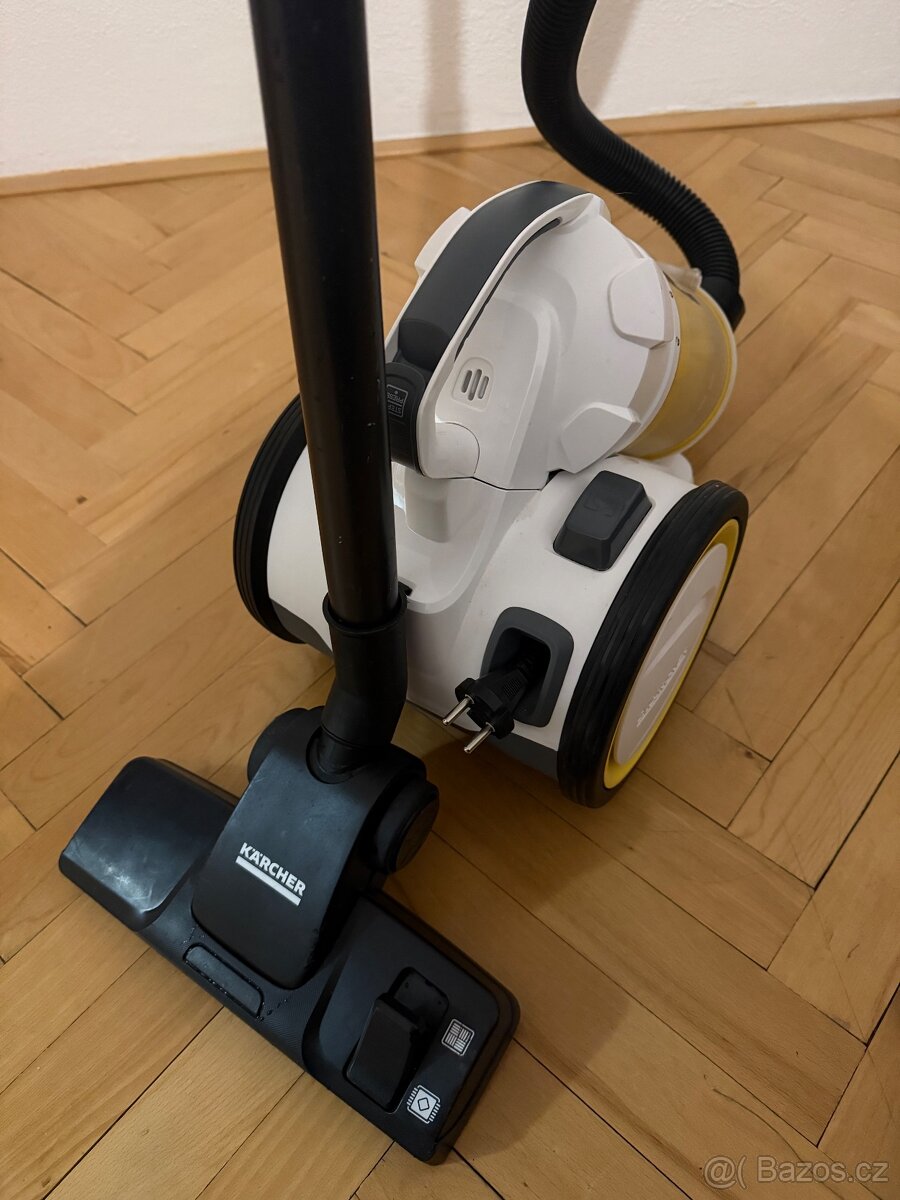 Vysavač Karcher - 4