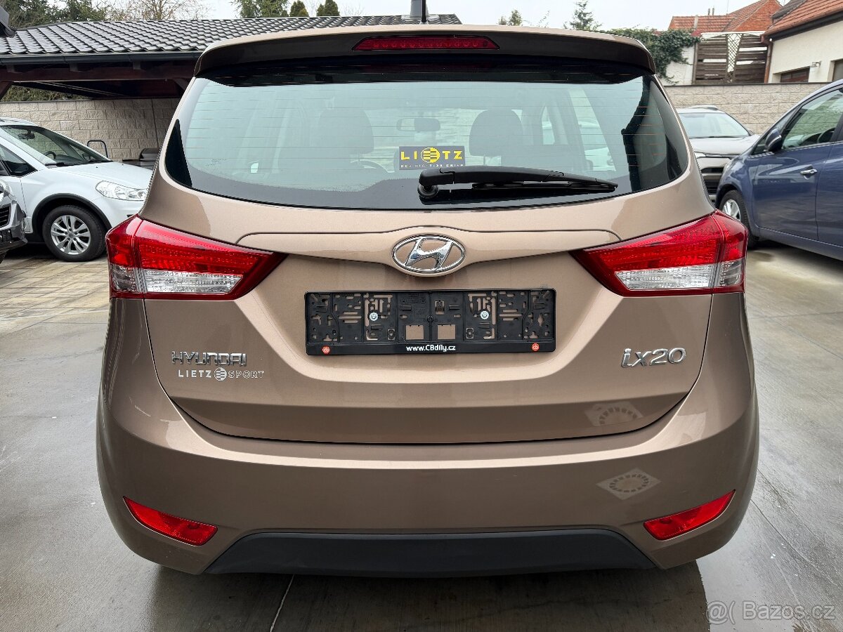 HYUNDAI iX20 1.4i 66 KW 1.MAJITEL,2XKOLA,PO VELÉM SERVISE - 4