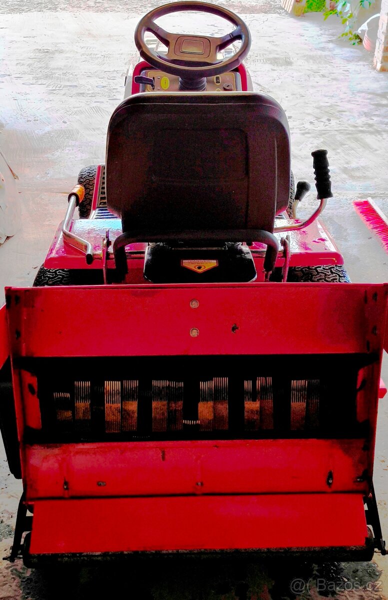 Zahradní malotraktor, sekačka Westwood Countax S1300 - 4