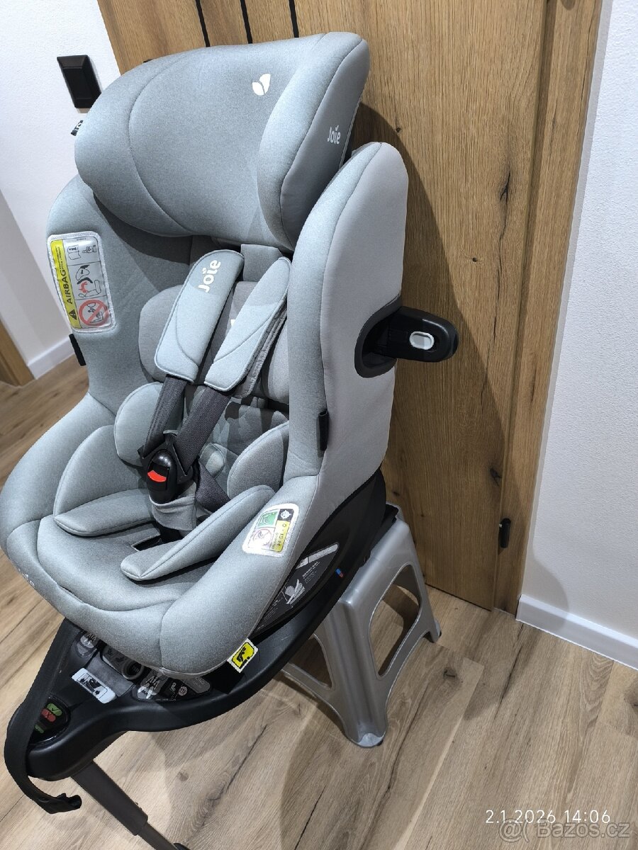 Otočná autosedačka Joie i-Spin 360 - 4