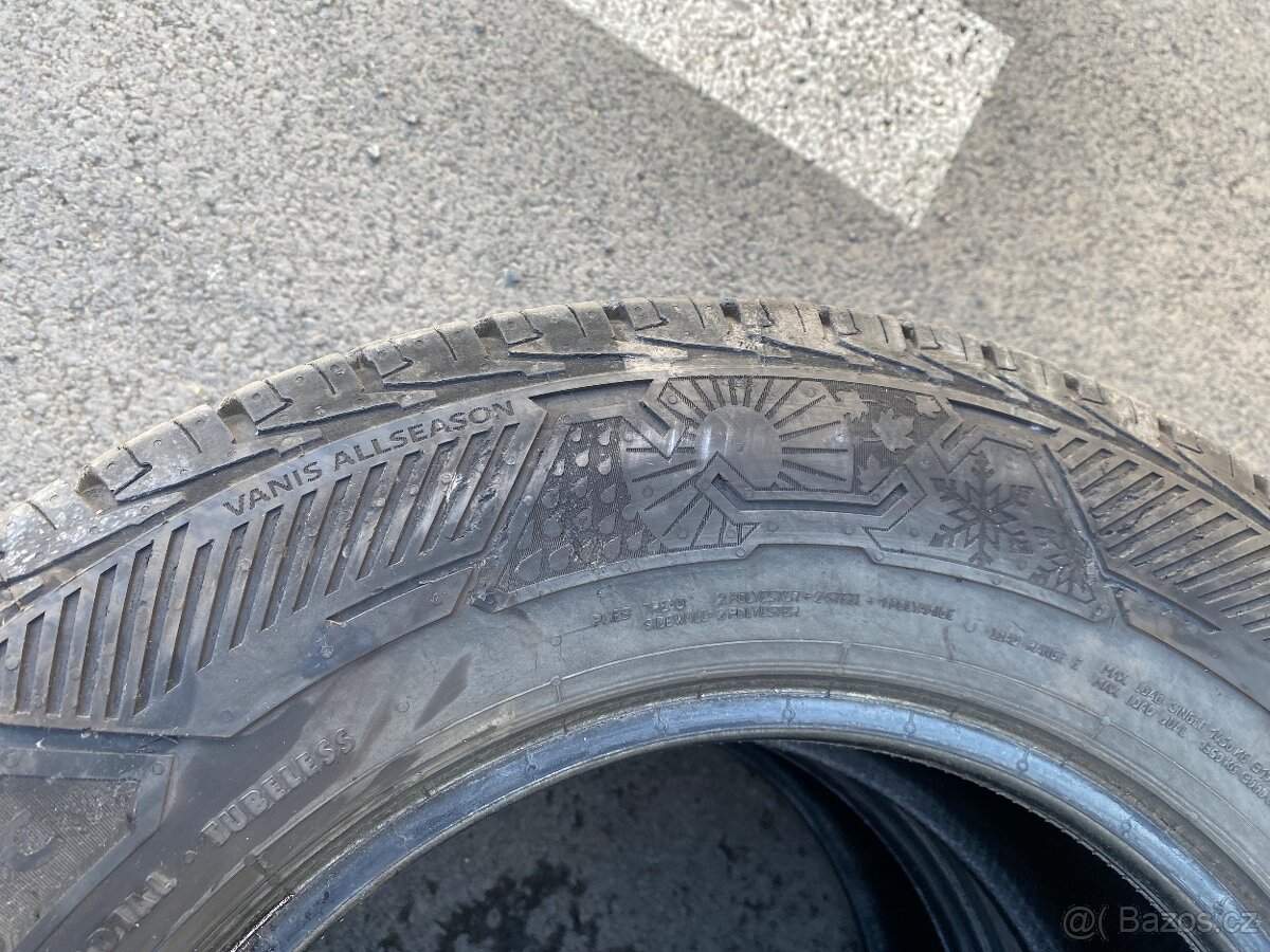 235/65/16C celoroční Barum - 4