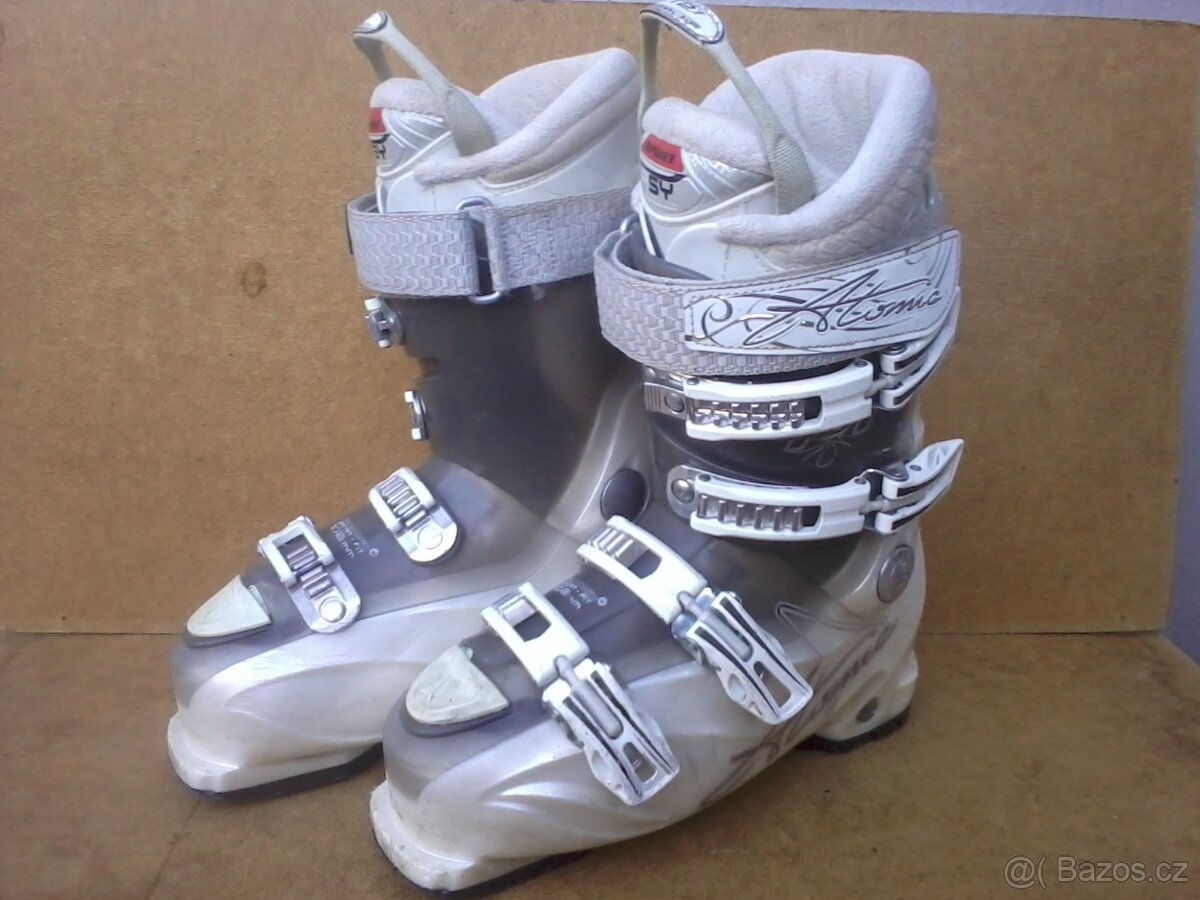 Lyžáky Atomic dámské 24,5 - 4
