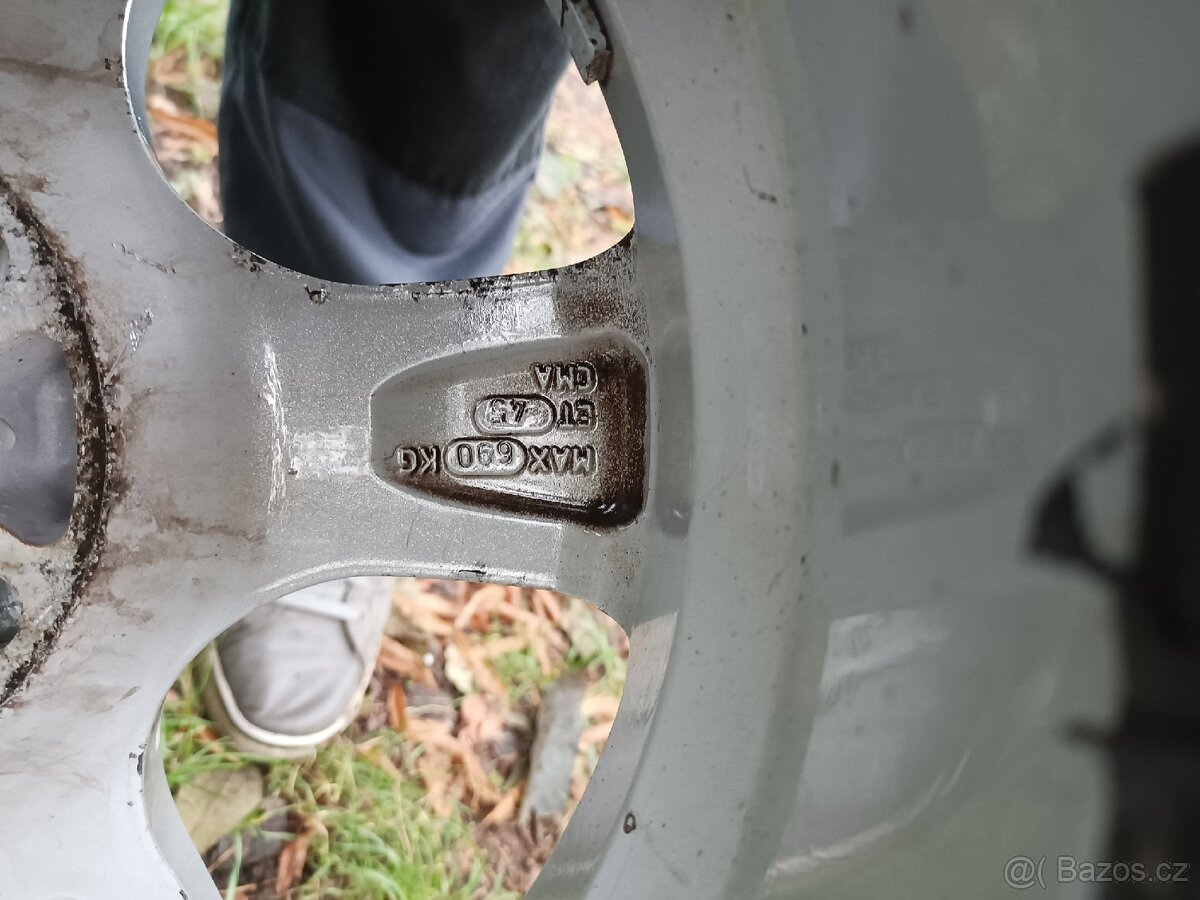 5x114,3 R 16 OZ racing - 4