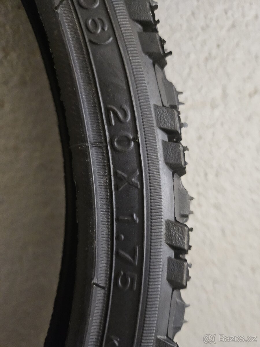 Pneumatik na kolo a sedak bmx - 4