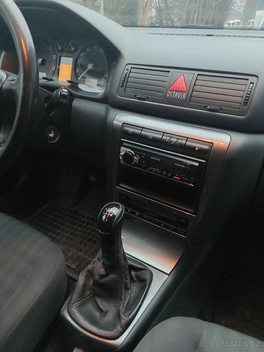 Octavia 1 1.6 mpi + LPG - 4