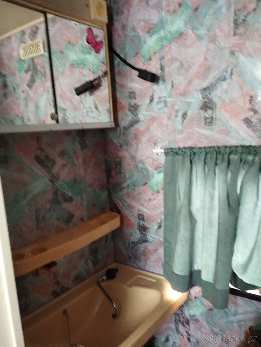 Karavan na pevné stání - 4