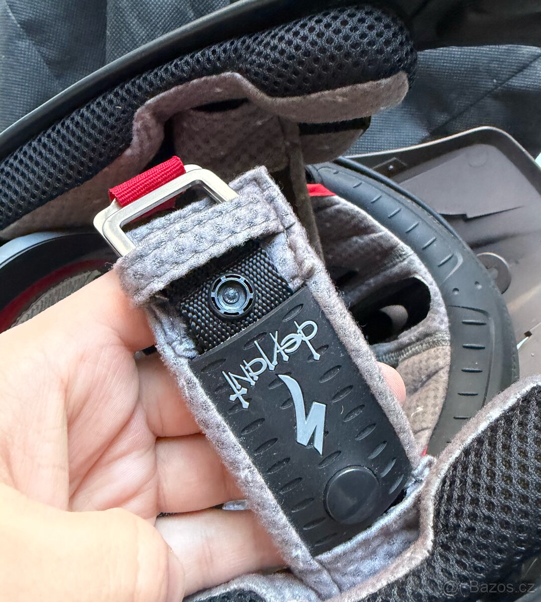 Integrální přilba SPECIALIZED Deviant - 4