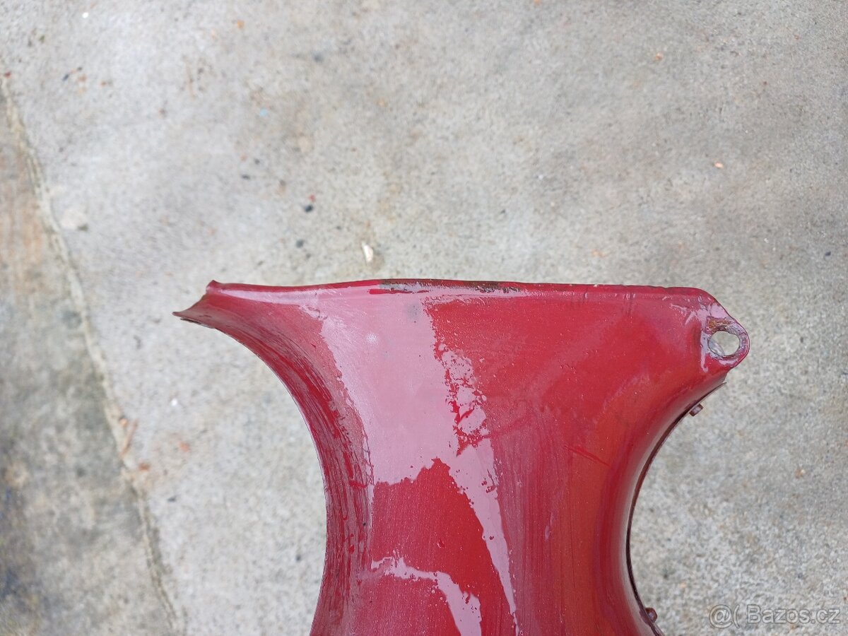 Podsedlové plechy.JAWA 250. - 4