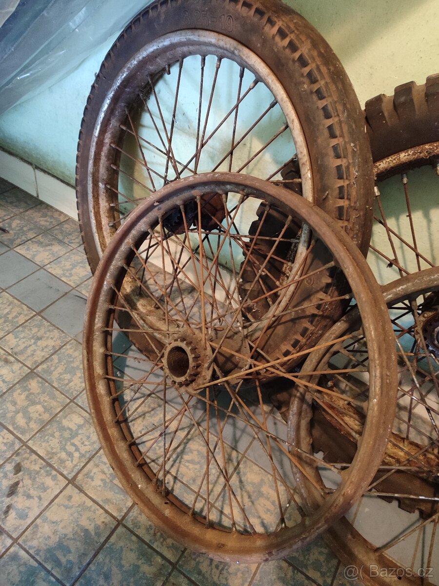 Kola Jawa pérák - 4