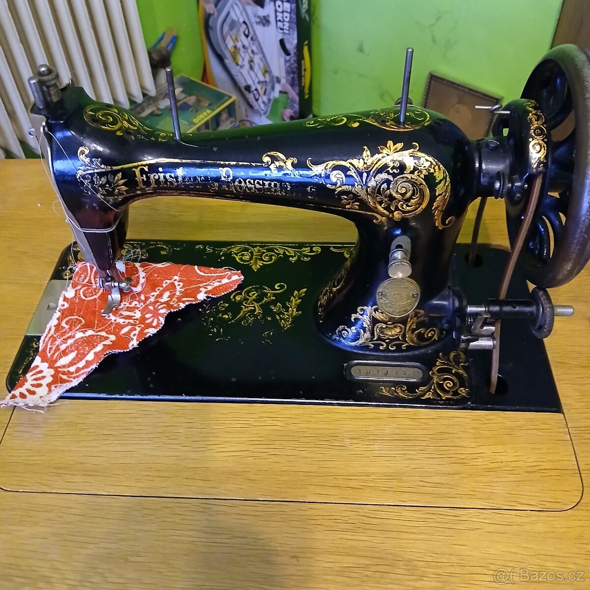 mechanocký šicí stroj - 4