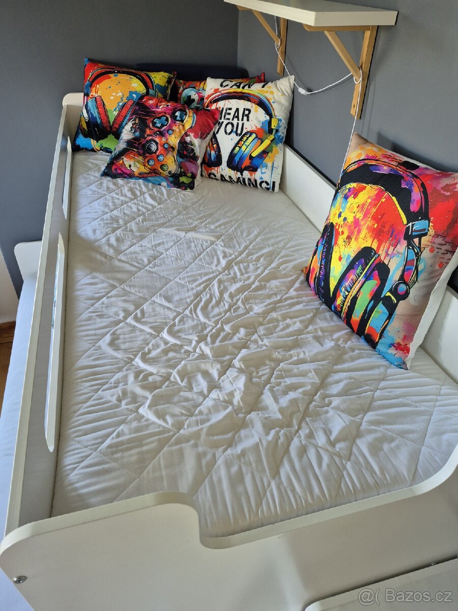 Dětská patrová postel se schůdky a úložným prostorem - 4