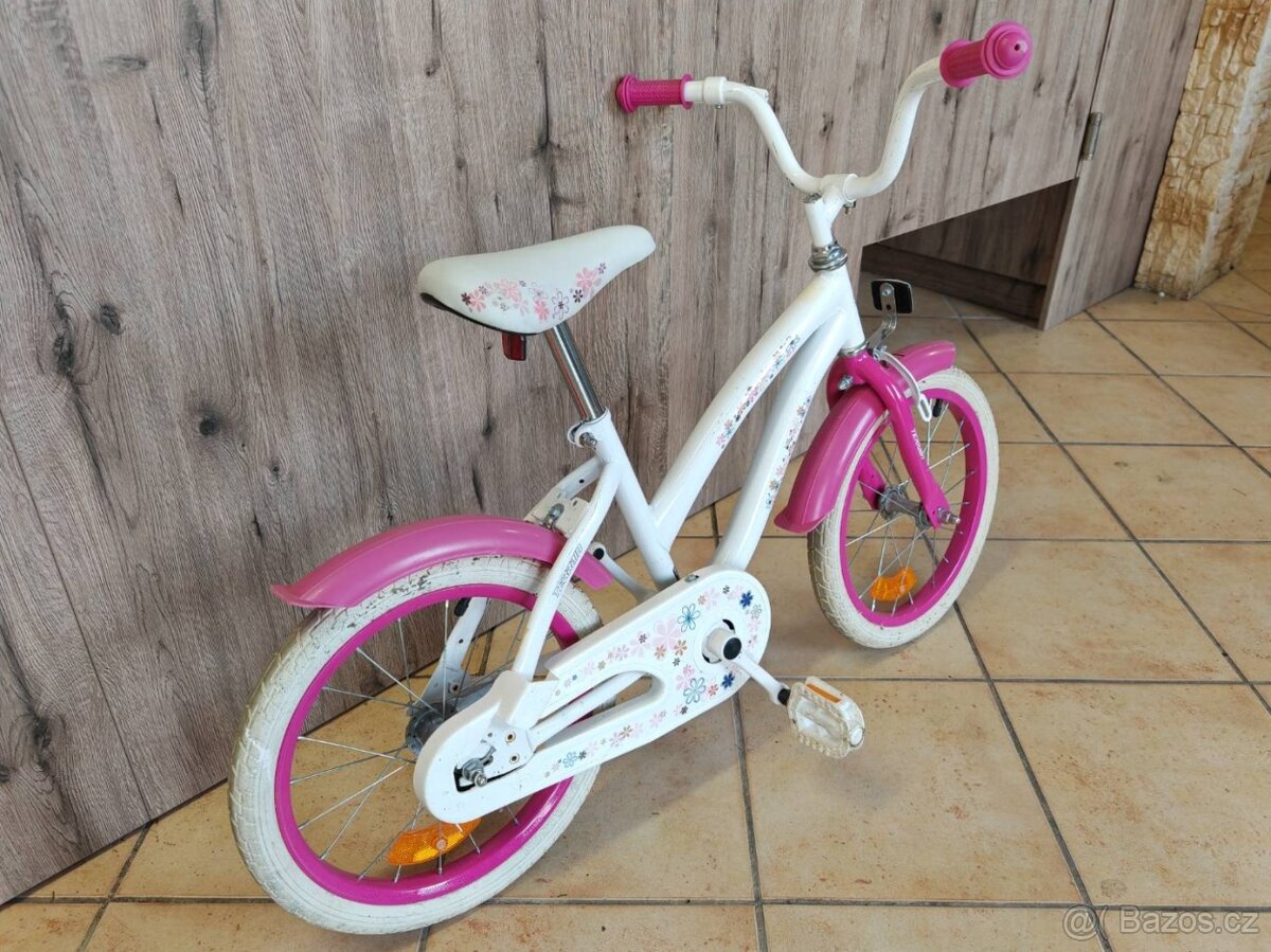 Dívčí kolo Terrain 16 - 4