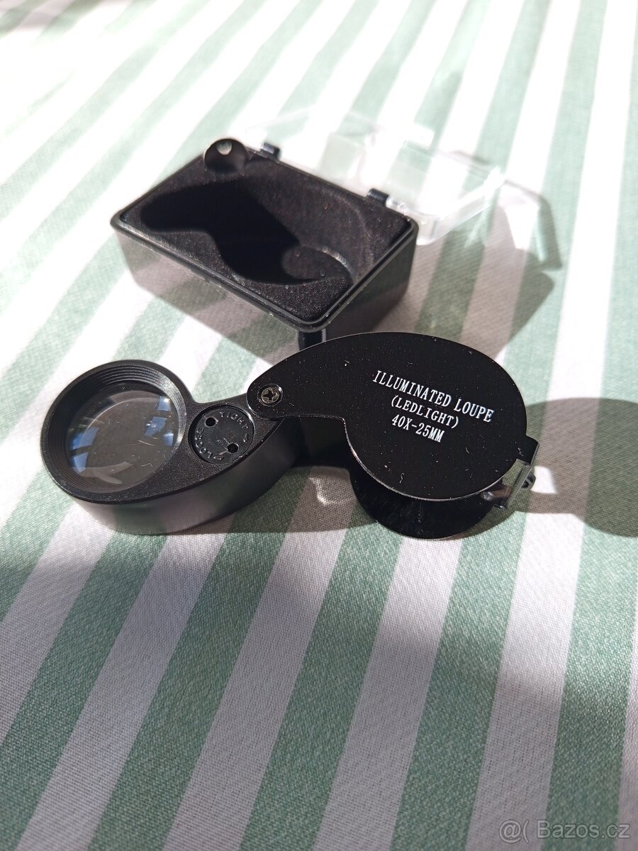 Kovová zlatnická / hodinářská / numismatická lupa LED - 4