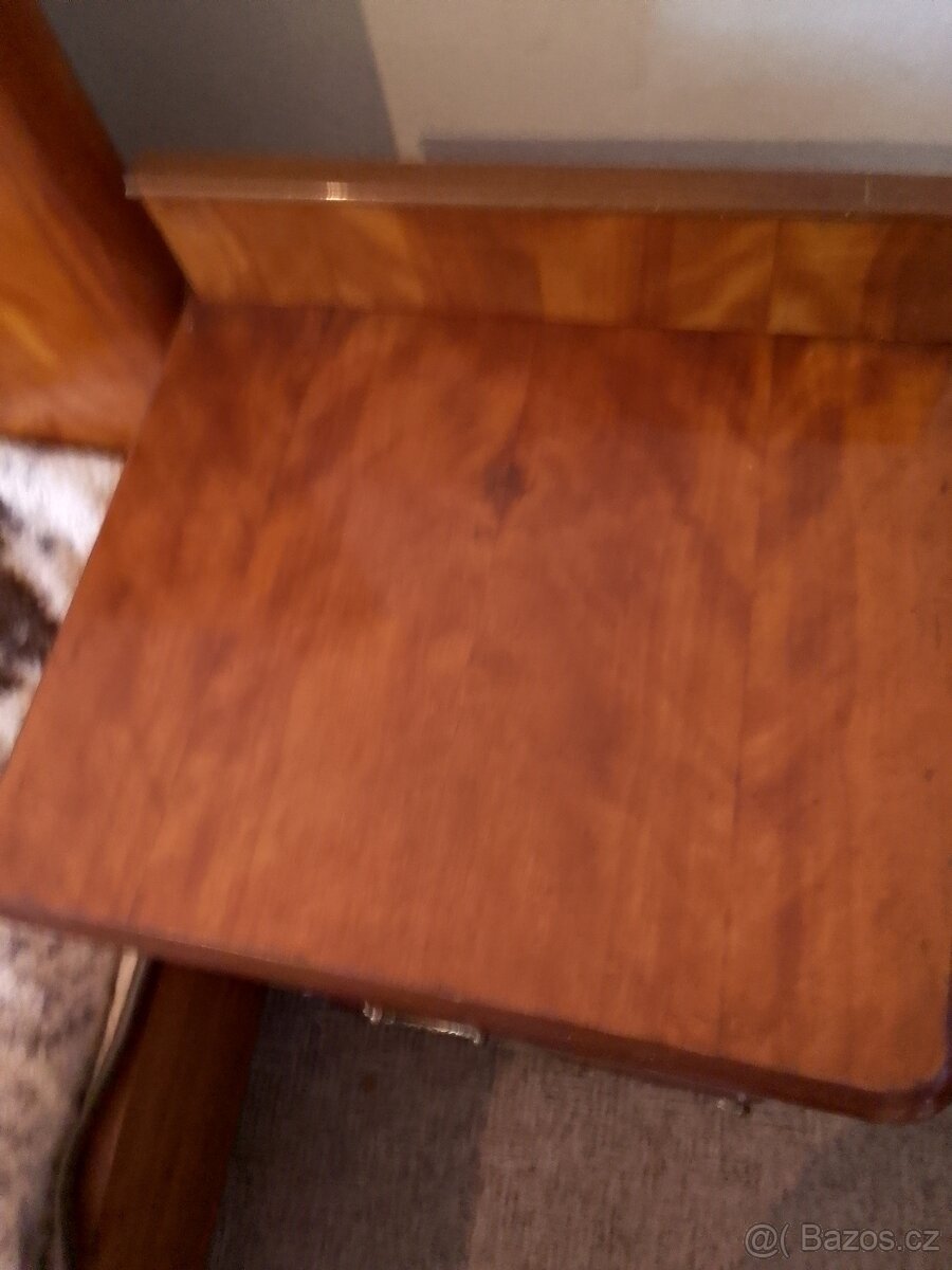 STAROŽITNÁ LOŽNICE Z ROKU 1920 - 4