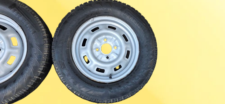 13" disky Favorit 4x98 + zimní pneu 175/70/13 - 4