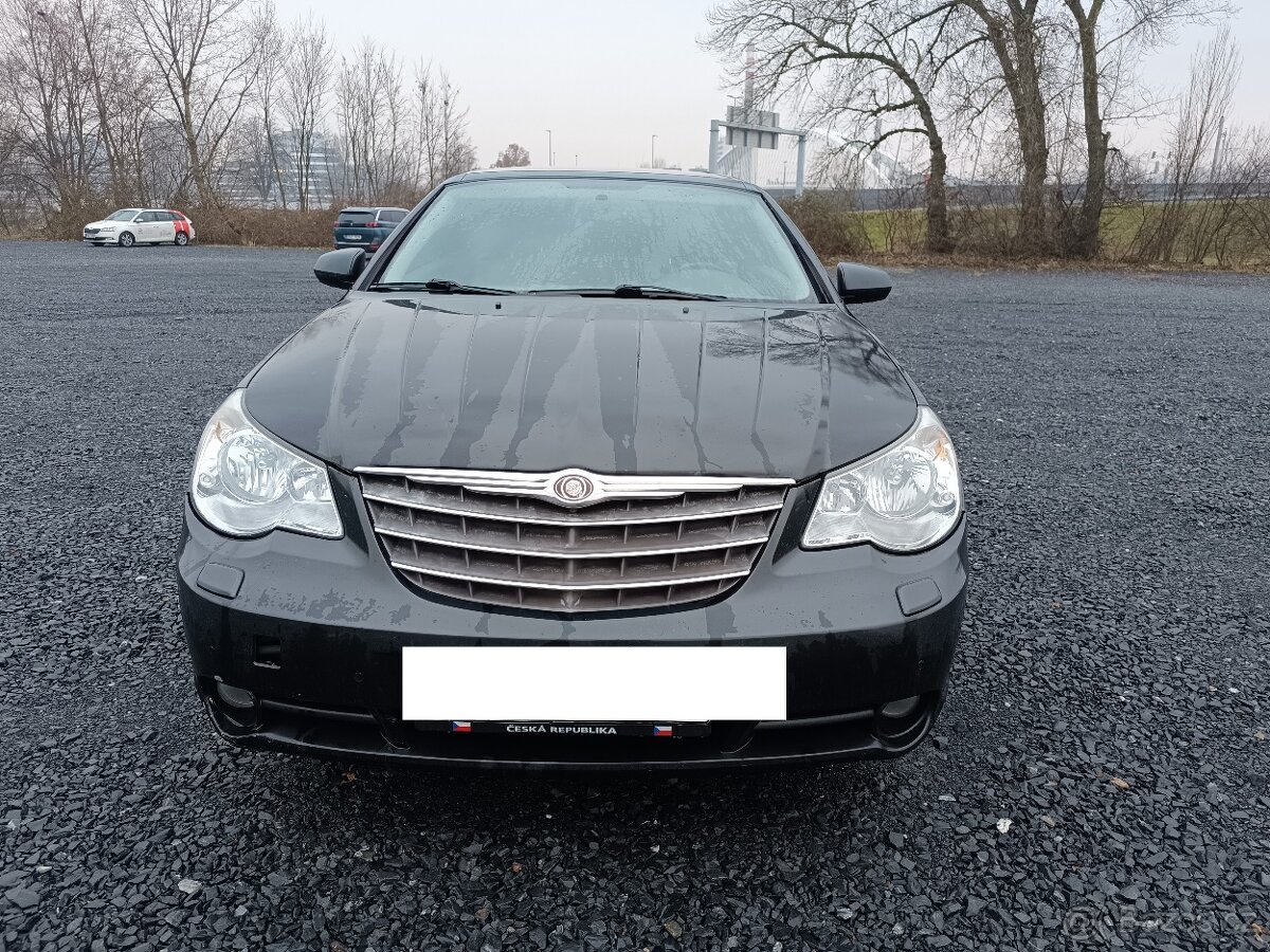 Chrysler Sebring Cabrio s pevnou střechou - 4