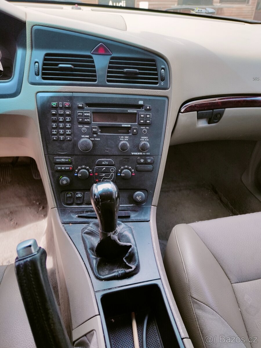 Volvo V70 D5 96/120kw - Náhradní díly - 4