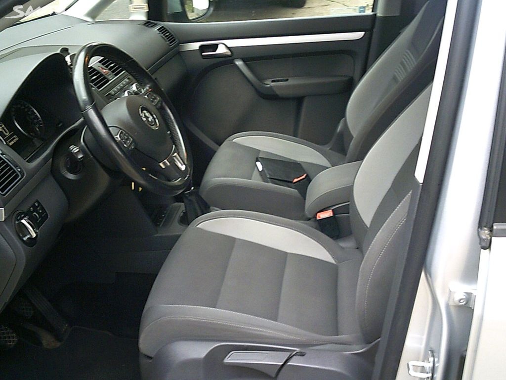 VOLKSWAGEN TOURAN Life, 1.6 tdi, 2013 - 4