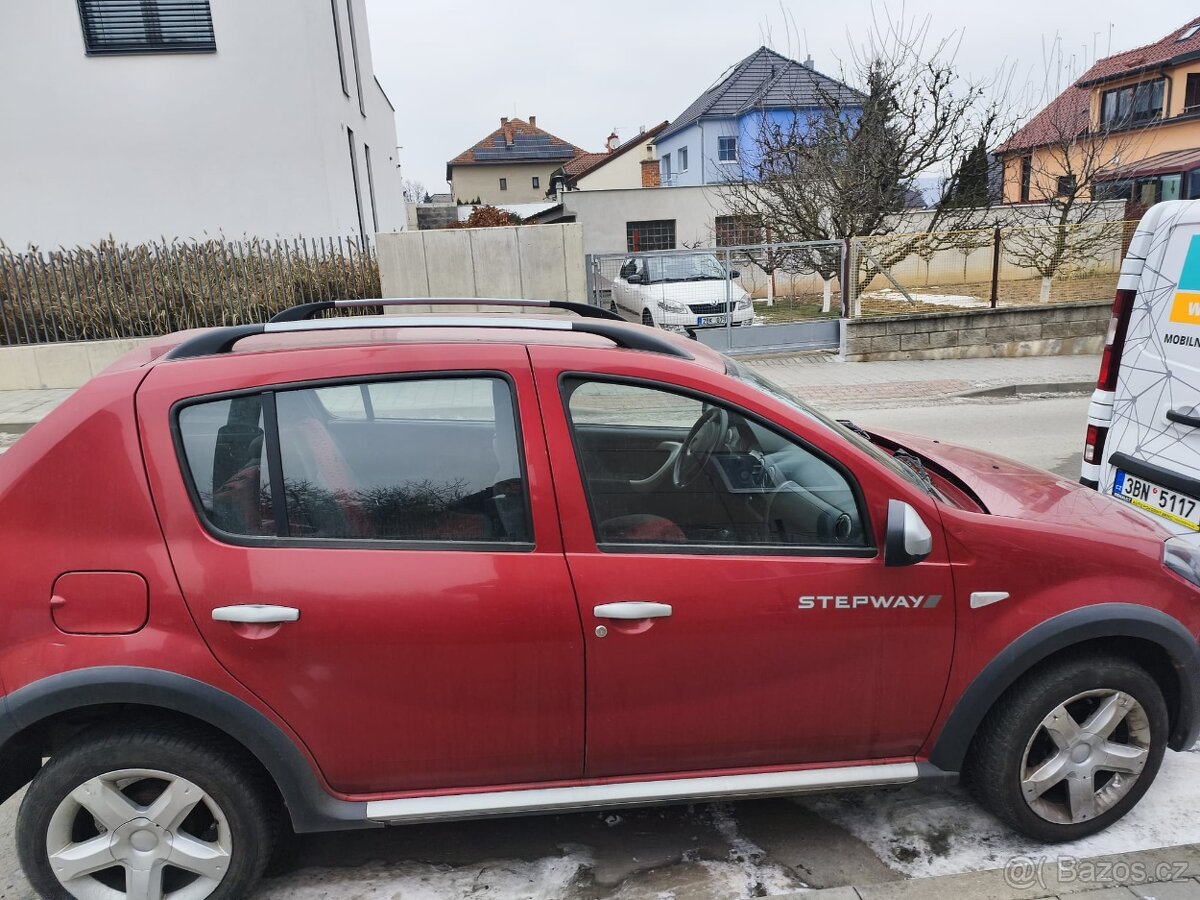 Dacia Sandero stepway 1.6 - 4