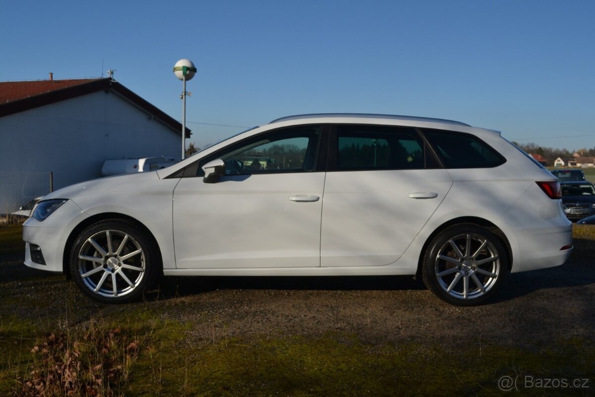 Seat Leon ST 2.0 TDI DSG LED ACC - 4