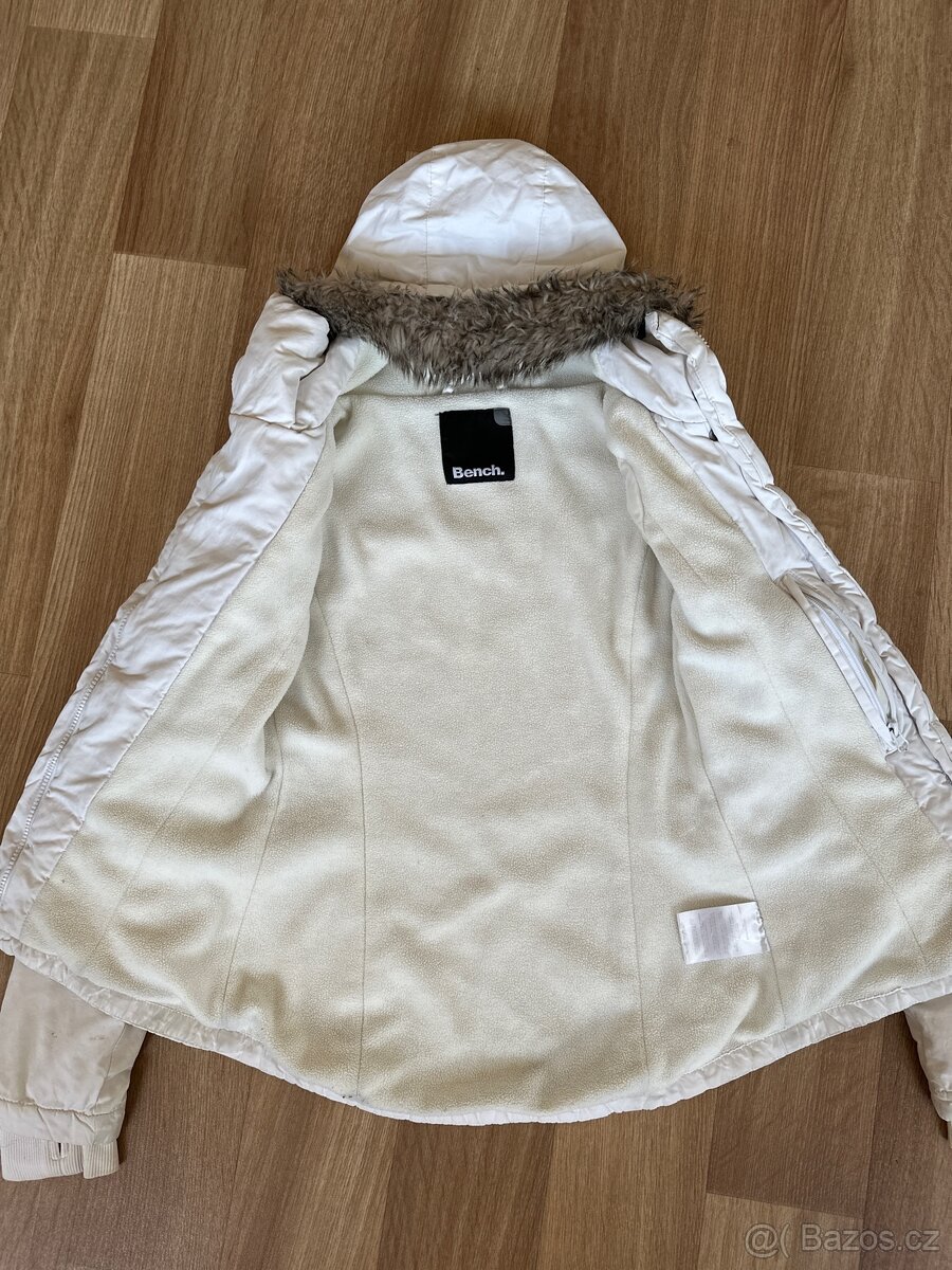 Bílá bunda Bench vel. XS - 4