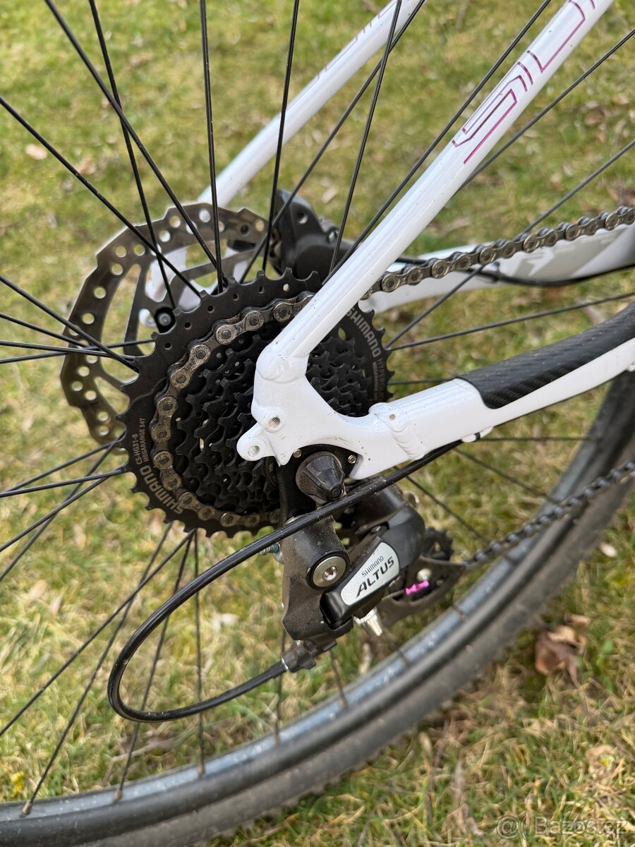 Superior XC819 W - 4