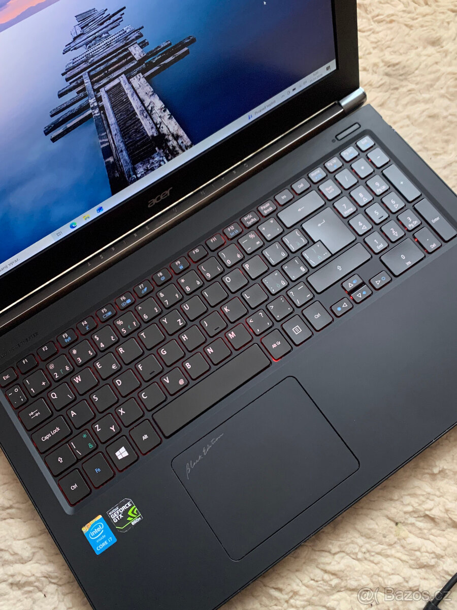 HERNÍ NOTEBOOK - Acer Aspire V15 NITRO - i7-GTX SKVĚLÝ STAV - 4