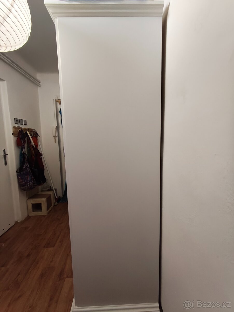 Šatní skříň - 4