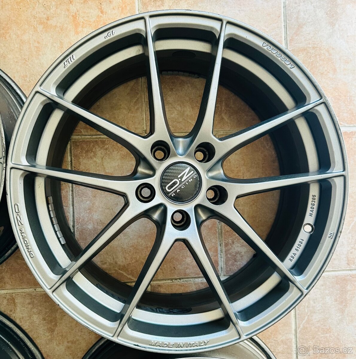 OZ Leggera 19" HLT 5x120 - 4