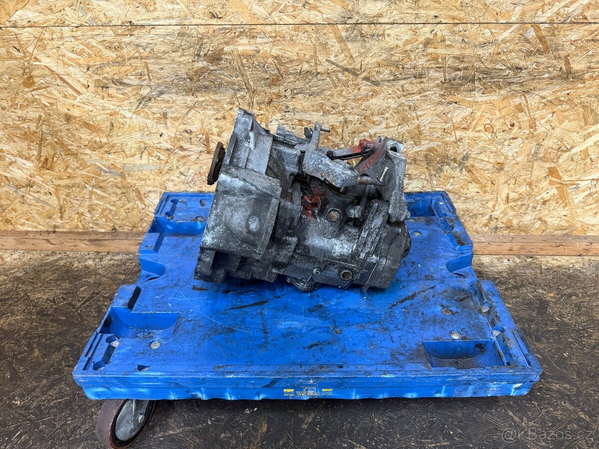 MANUÁLNÍ 6Q PŘEVODOVKA 2.0 FSI 110KW GLB AUDI A3 8P - 4