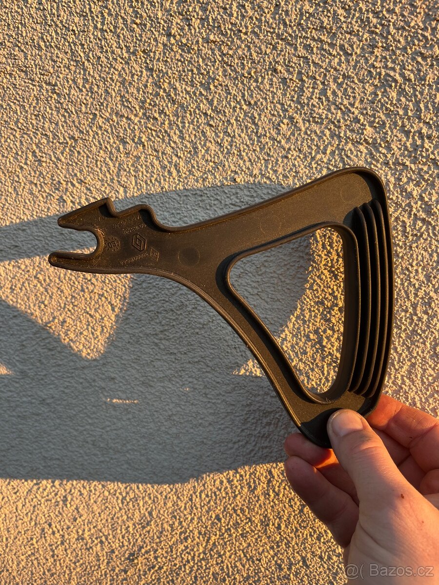 Renault Espace - díl do sedadla 3000019544 - 4