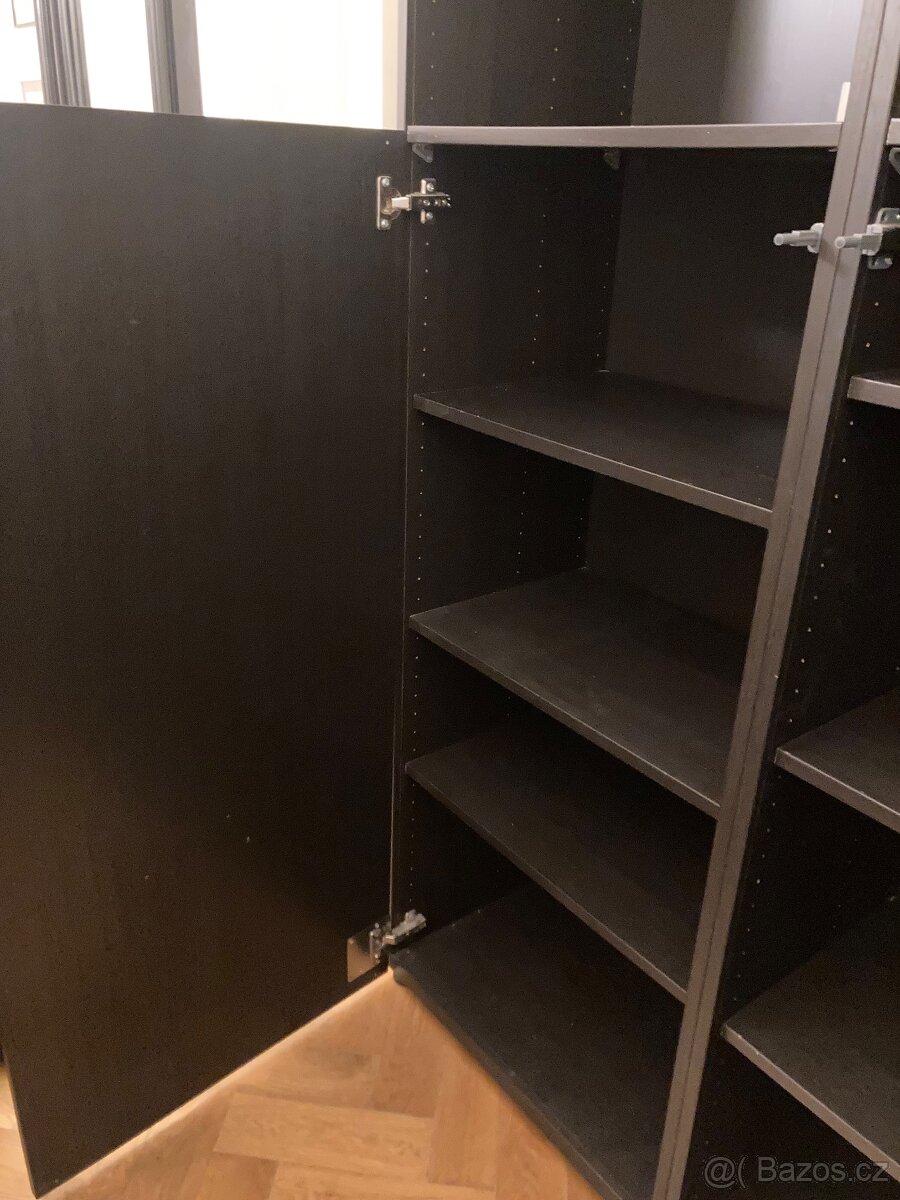 Ikea knihovna, skříň - 4