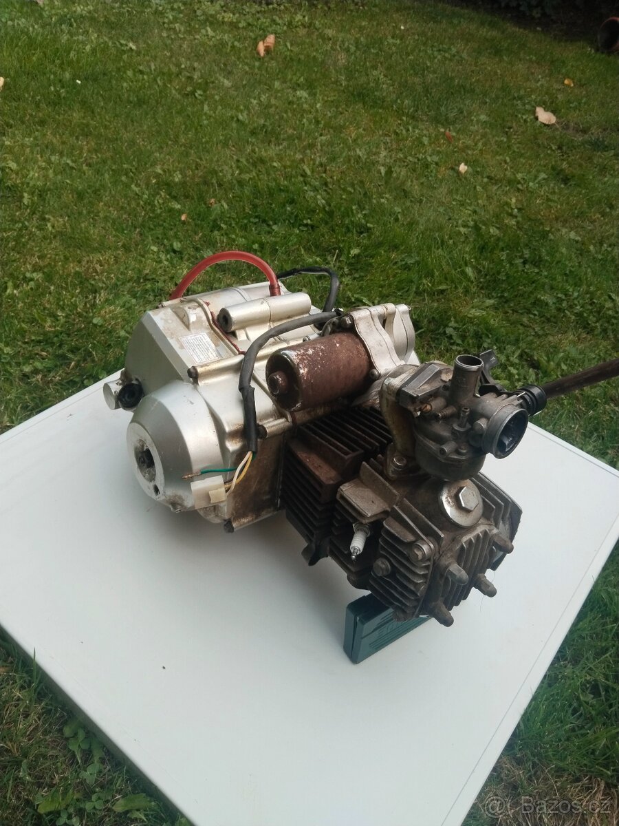 Motor 107ccm - 4