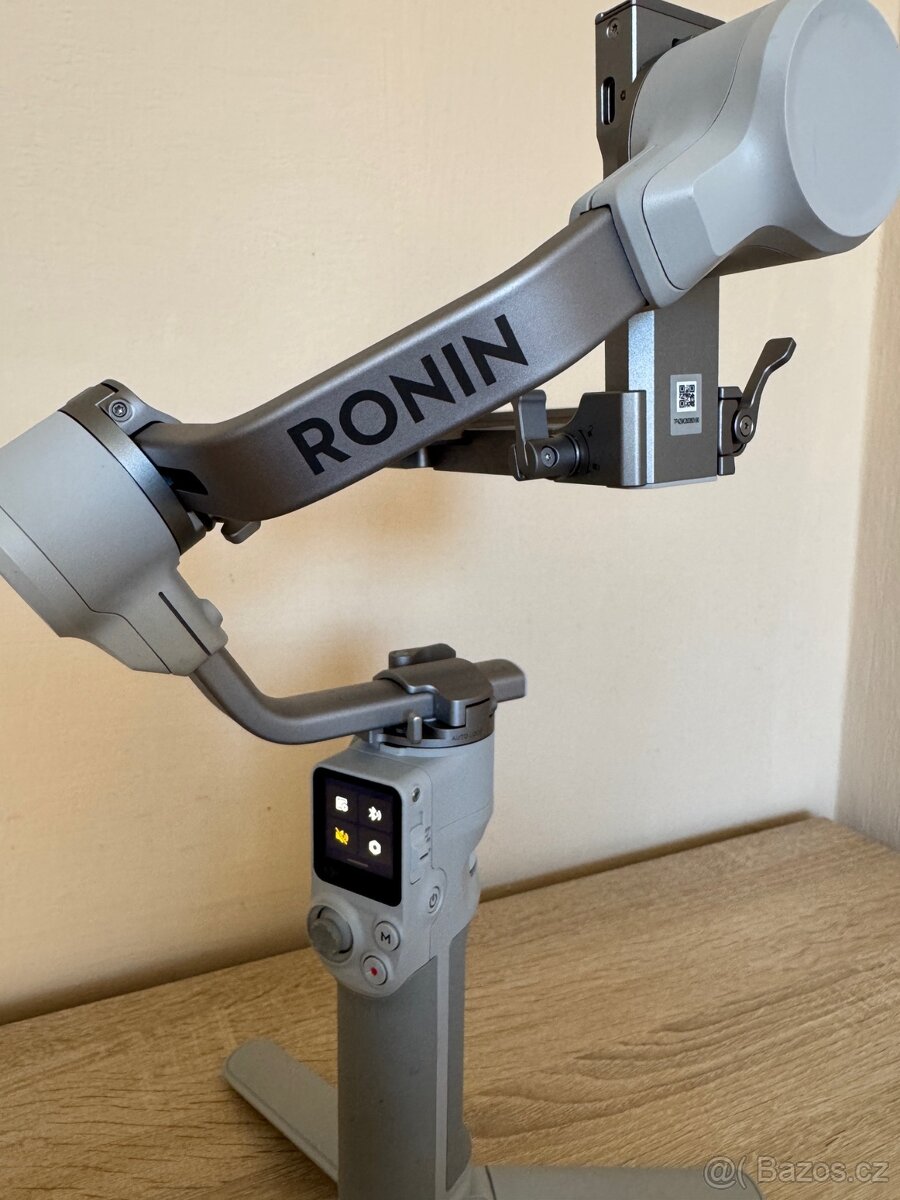 DJI RS 4 Mini Combo - 4