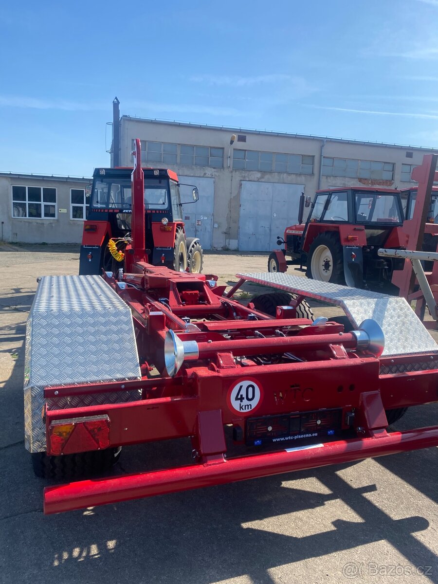 Traktorový nosič kontejnerů Portýr 14.10 r.v. 2025 skladem - 4