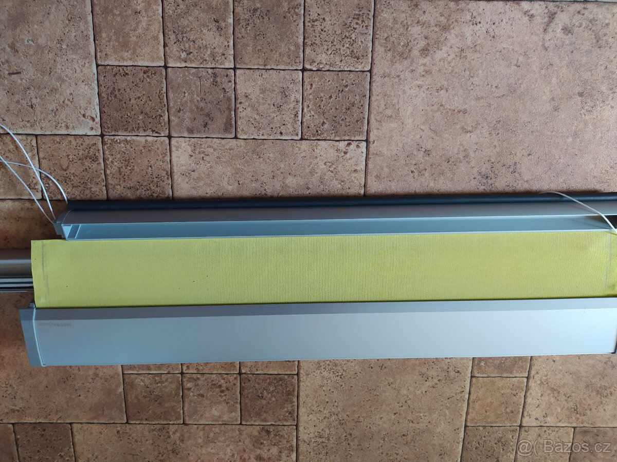 Roleta do střešního okna o prosklení 60x100 - 4