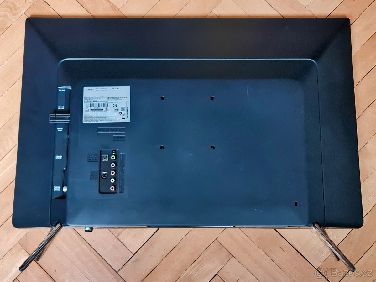 LED 32" Samsung UE32K4102 - 4