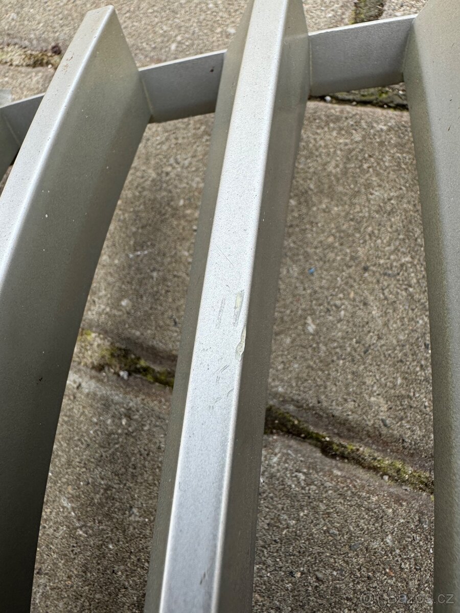 BMW X3 E83 ledviny - 4