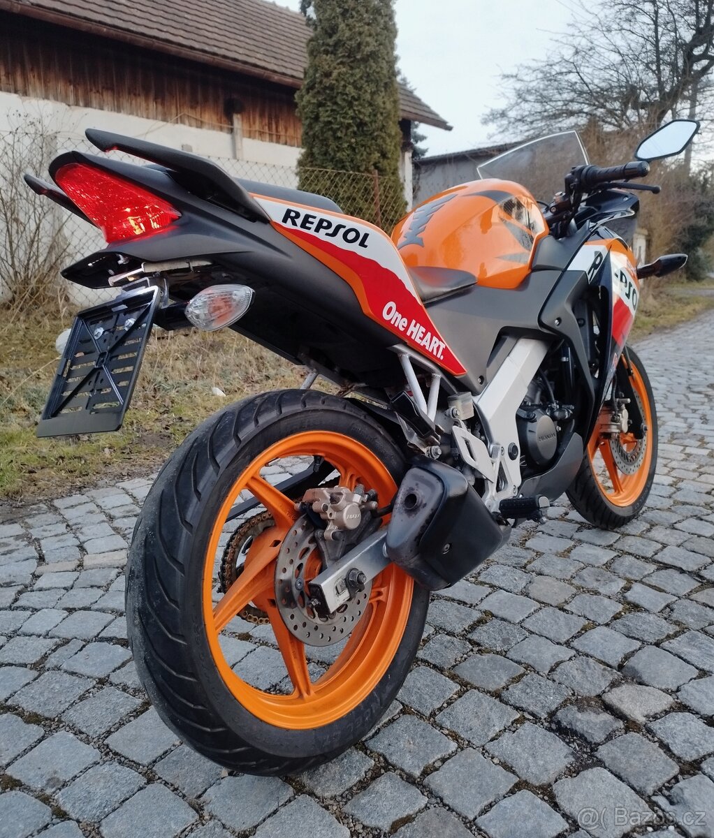 Honda cbr 125r - 4