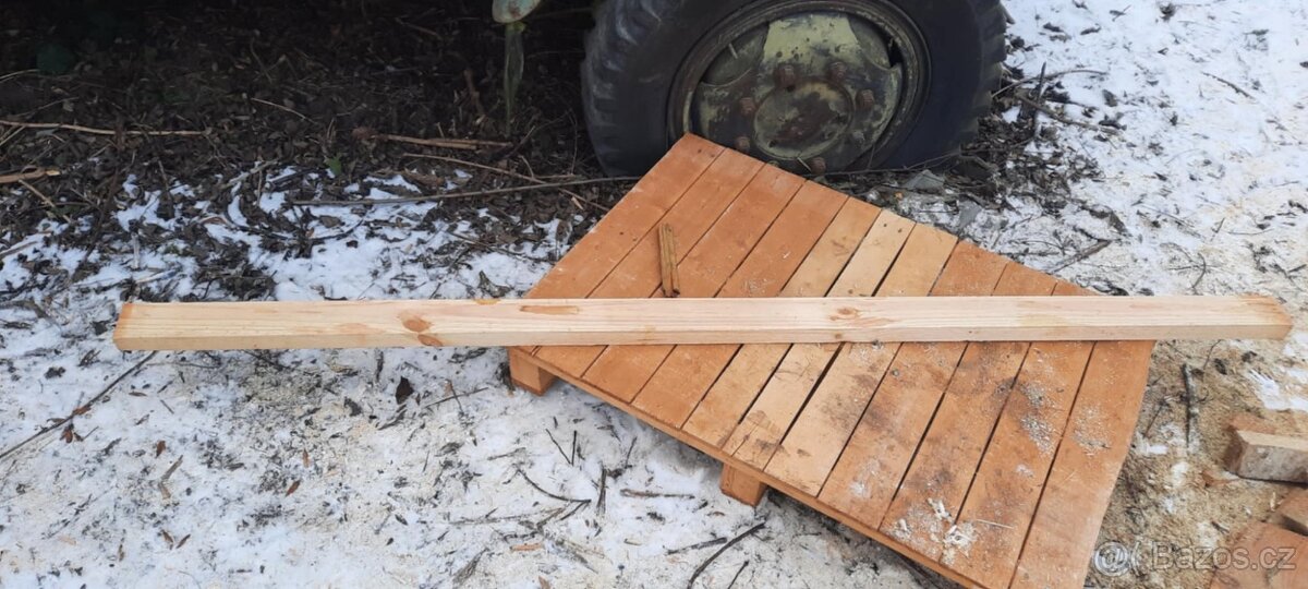 Hranoly 2m x 7,5cm x 4cm - 4