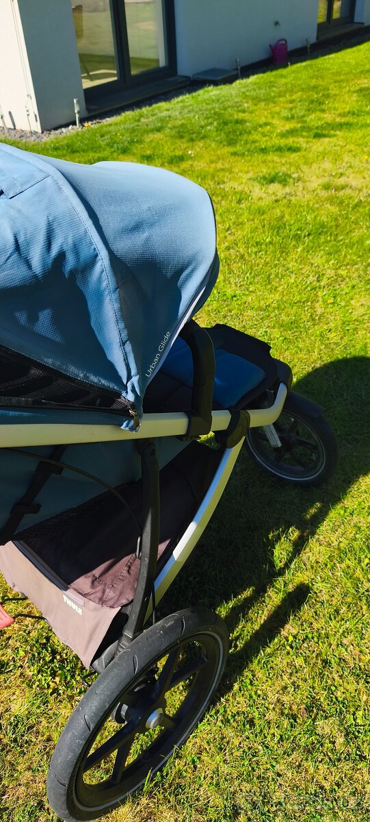 THULE Urban Glide 2 - 4