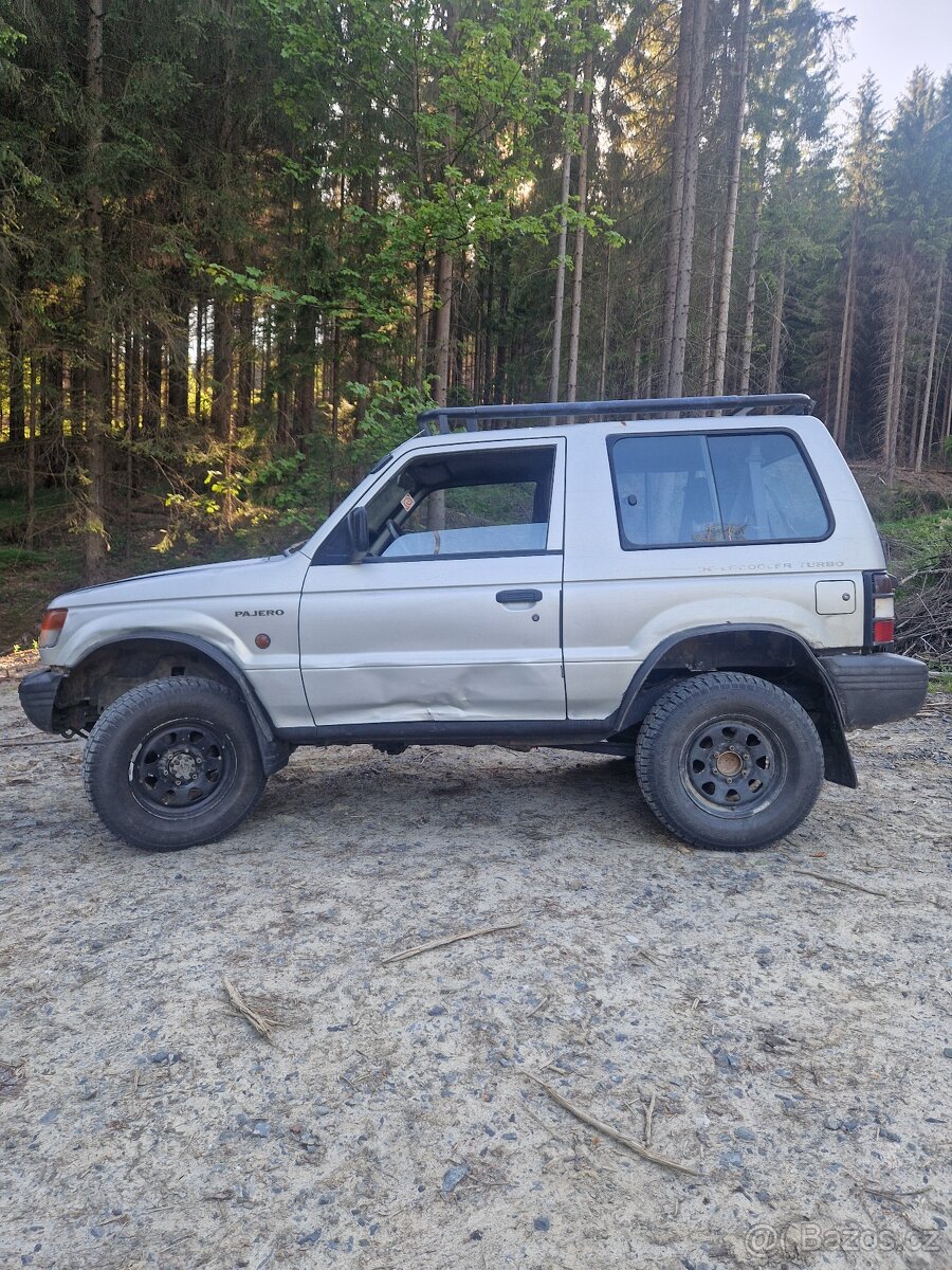Pajero 2.5td - 4