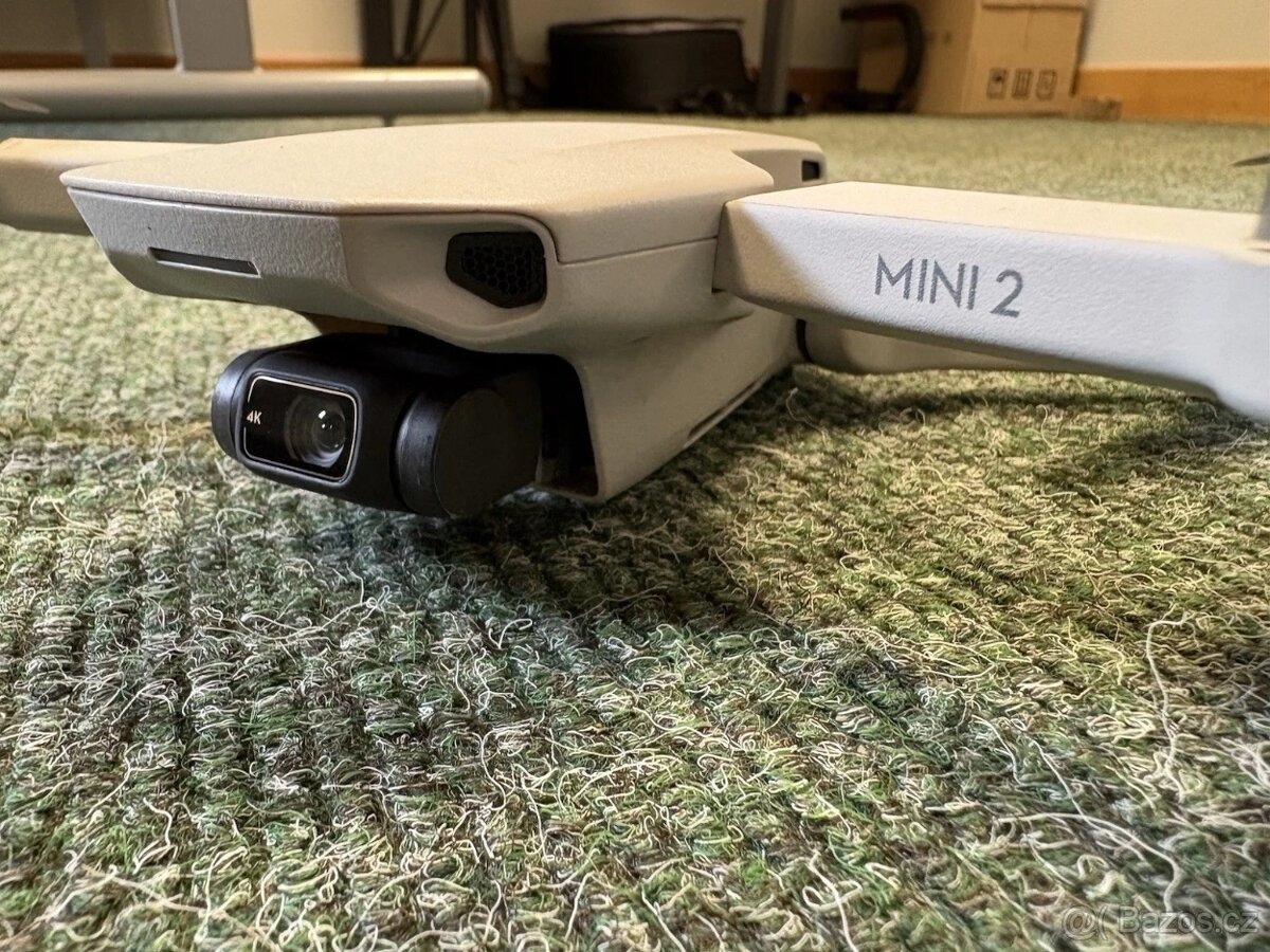 DJI Mini 2 Fly More Combo + 2 baterie navíc - 4