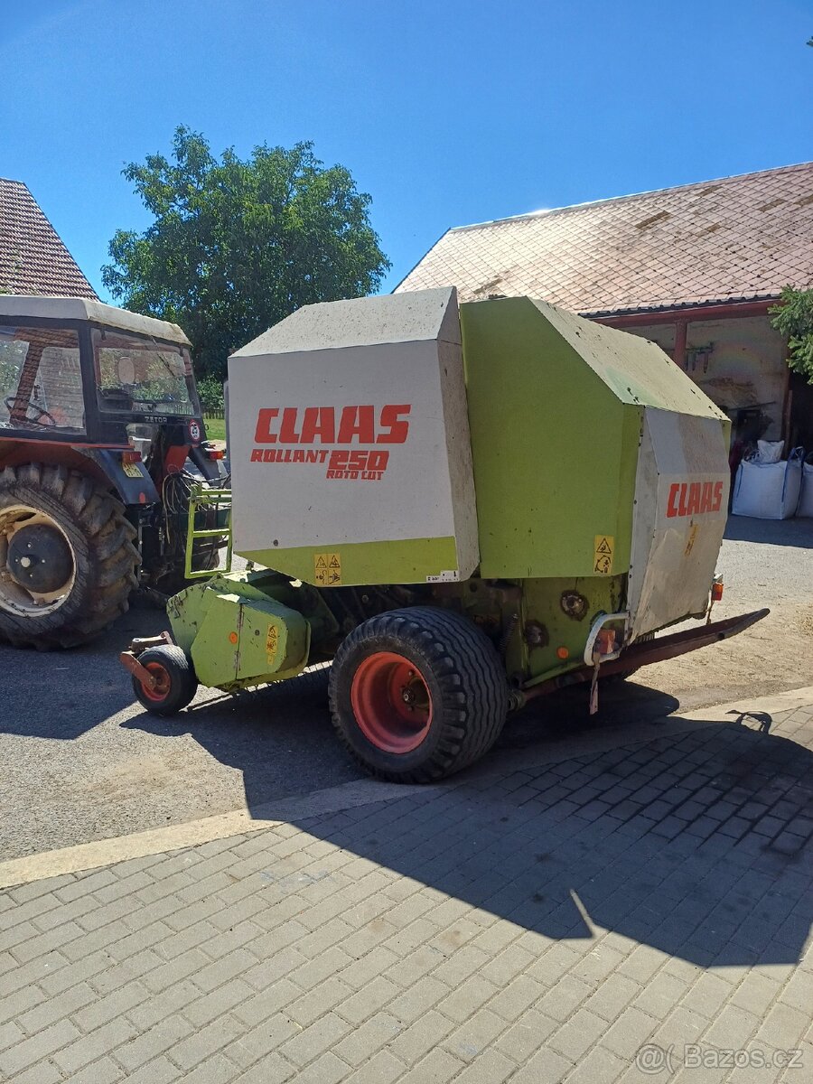 CLAAS Rollant 250 ROTO CUT - 4