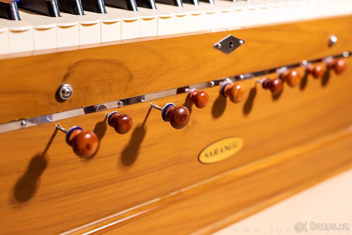 Indické Harmonium Sarangg Teak 3,5 Oktávy - 4